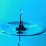 Gotas de agua en agua (copy)