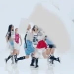 Hearts2Hearts 하츠투하츠 'STYLE' MV (copy)