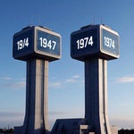 casting crownsvand oceans clownswe laugh