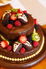 With some caaaaakkkkeee