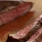 steak with popcorn butter