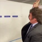 Javier Milei  no hay plata (Pantalla verde)