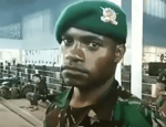 Tentara itu harus hitam