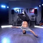 Eepinos bREAKDANCE