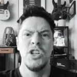 mutter kommt reinv3
