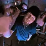 Limp Bizkit - Behind Blue Eyes Audio [vocals]