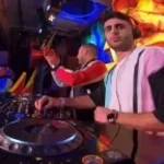 1 in the Chat if you're Bricked Up