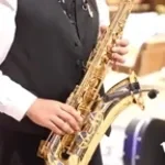 I gotta brand new saxophone!