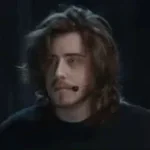 JOGAR COM PERSONAGEM INICIANTE É UMA MERDA