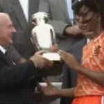 Smzinho - Eu estou no ataque, na zaga e no gol....