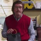 Theres a White person here too