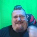 Drachenlord Fällt Von Stuhl